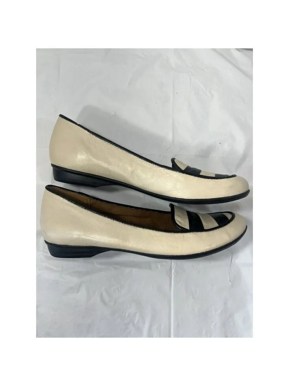 Naturalizer Women's Simone Loafer Flats Slip On Size 7 N Cream Black Striped